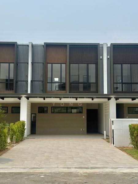 2.5-storey Terraced House for Sale in Senibong Cove (Masai) - SinChing Yong - Exterior - PropertyGuru.com.my