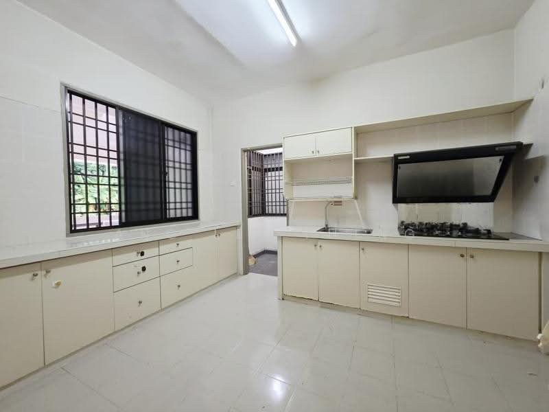 Kondominium untuk Dijual di Sunrise Garden Condominium - Ang Lee Theng - Kitchen - PropertyGuru.com.my