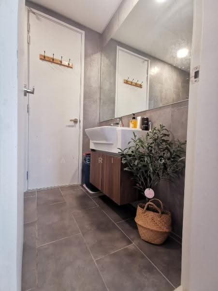 Service Residence for Sale at Ativo Suites @ Damansara Avenue - Valerie Ng - Bathroom - PropertyGuru.com.my