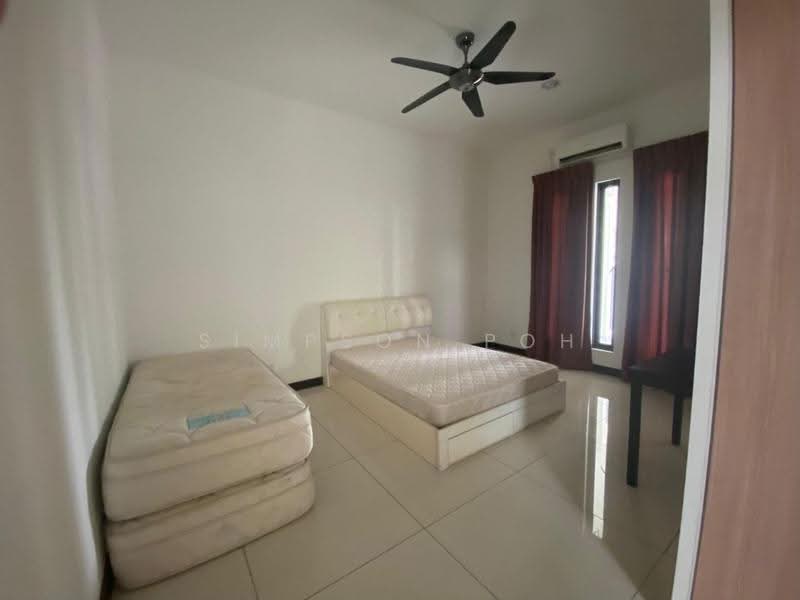 Semi-Detached House for Rent in Permas Jaya (Johor) - Simpson Poh - Bedroom - PropertyGuru.com.my