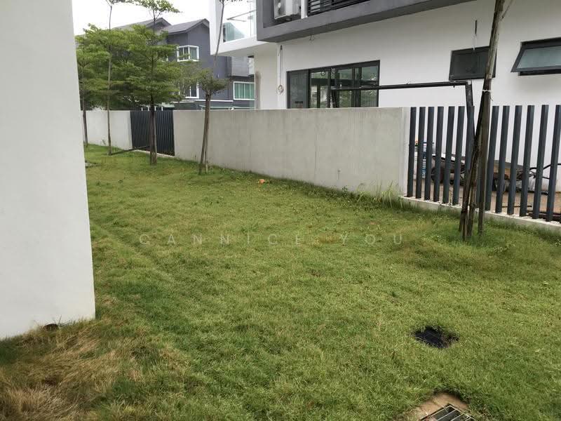 Rumah Berkembar untuk Disewa di Lake Fields (Sungai Besi) - Cannice You - Exterior - PropertyGuru.com.my