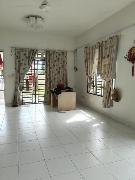 2-storey Terraced House for Sale in Iskandar Puteri (Nusajaya) (Johor) - Keith Shum - Living Room - PropertyGuru.com.my