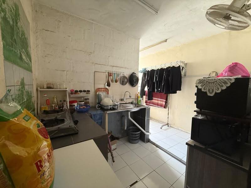 Flat for Rent at Pudu Impian 1 - Tan Chew Jiun - Kitchen - PropertyGuru.com.my