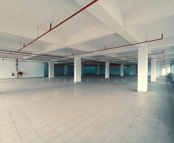 Warehouse for Rent in Taman Perindustrian Ehsan Jaya (Kepong) - Jeffrey Siah - Interior - PropertyGuru.com.my