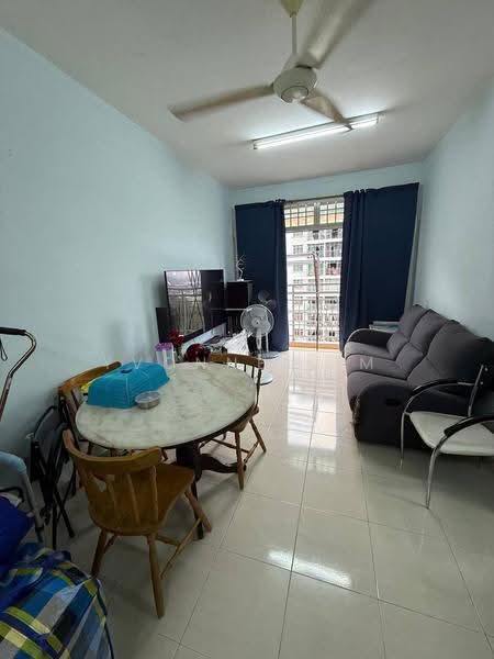 Service Residence for Sale at Kipark Apartment - Yvonne Lim - Living Room - PropertyGuru.com.my