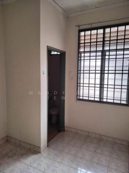 Terraced House for Sale in Taman Mutiara Rini (Skudai) - Mandy Goh Siew Li - Bathroom - PropertyGuru.com.my