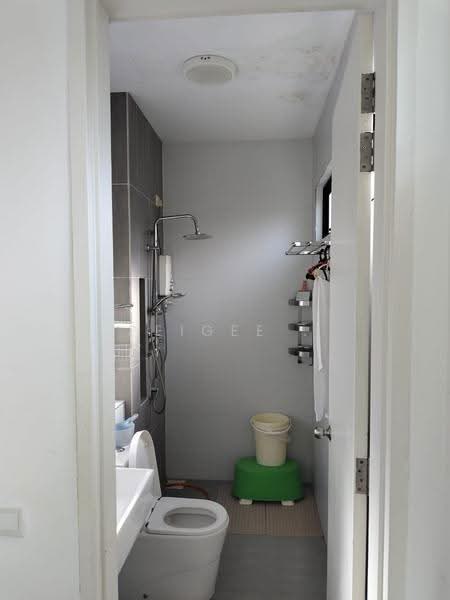 Rumah Kluster untuk Dijual di Eco Majestic (Semenyih) - PeiGee . - Bathroom - PropertyGuru.com.my