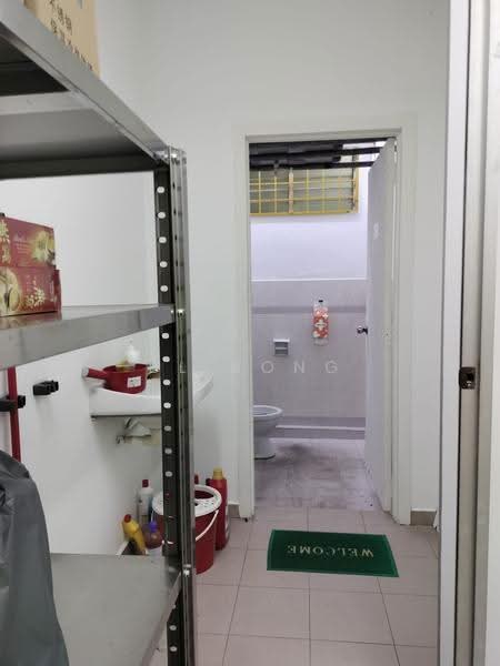 Shop for Rent in Taman Malim Jaya (Bachang) - BL Bong - Bathroom - PropertyGuru.com.my