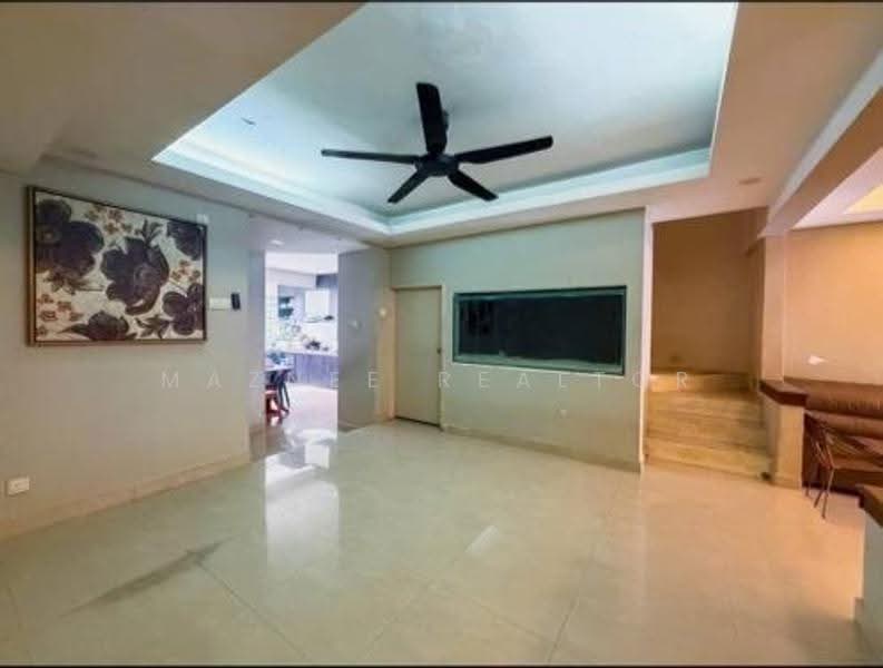 2-storey Terraced House for Rent in Prima Saujana (Kajang) - Maznee Realtor - Living Room - PropertyGuru.com.my