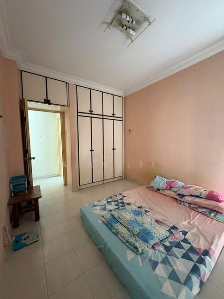 Kondominium untuk Dijual di Warisan City View - Alan Lee - Bedroom - PropertyGuru.com.my