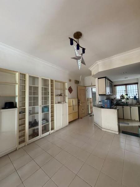 Kondominium untuk Dijual di Warisan City View - Alan Lee - Living Room - PropertyGuru.com.my