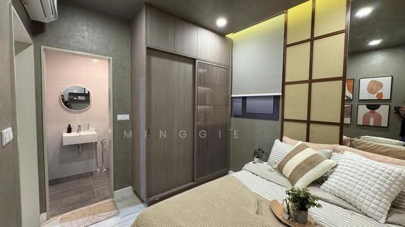 Service Residence for Sale at Pinnacle Bukit Gambier - Minggie . - PropertyGuru.com.my