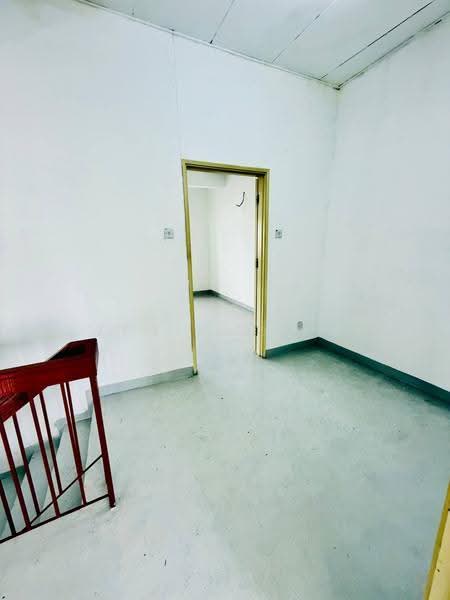 2-storey Terraced House for Sale in Seksyen 7 (Shah Alam) - Zimir Shah - Interior - PropertyGuru.com.my