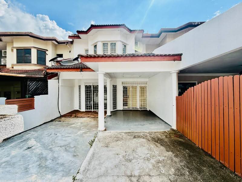 2-storey Terraced House for Sale in Seksyen 7 (Shah Alam) - Zimir Shah - Exterior - PropertyGuru.com.my