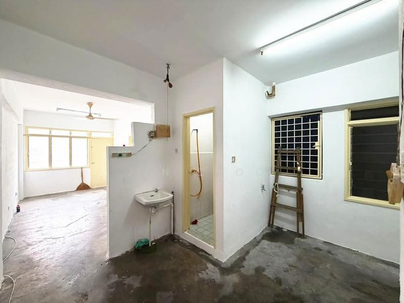 Pangsapuri untuk Disewa di Taman Lone Pine (Medium Low Cost) - Jen Choo - Interior - PropertyGuru.com.my