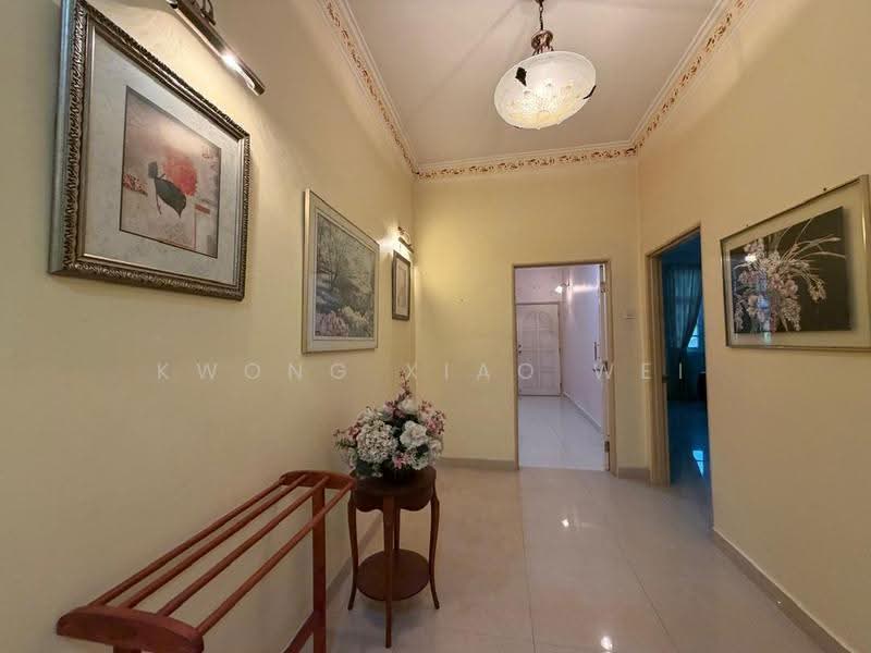 Bungalow House for Sale in Kota Damansara (Selangor) - Kwong Xiao Wei - Corridor - PropertyGuru.com.my