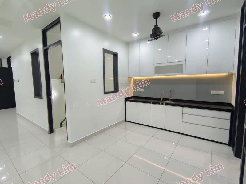 Rumah Teres 3-Tingkat untuk Dijual di Sungai Ara (Penang) - Mandy Lim - Kitchen - PropertyGuru.com.my