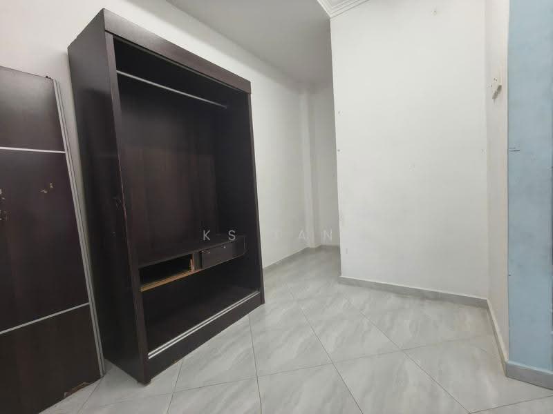 Rumah Flat untuk Disewa di Rumah Pangsa Permas Jaya - KS Tan - PropertyGuru.com.my