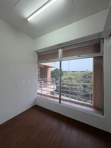 Office for Rent in Kepong (Kuala Lumpur) - Jenson Toh - Balcony - PropertyGuru.com.my