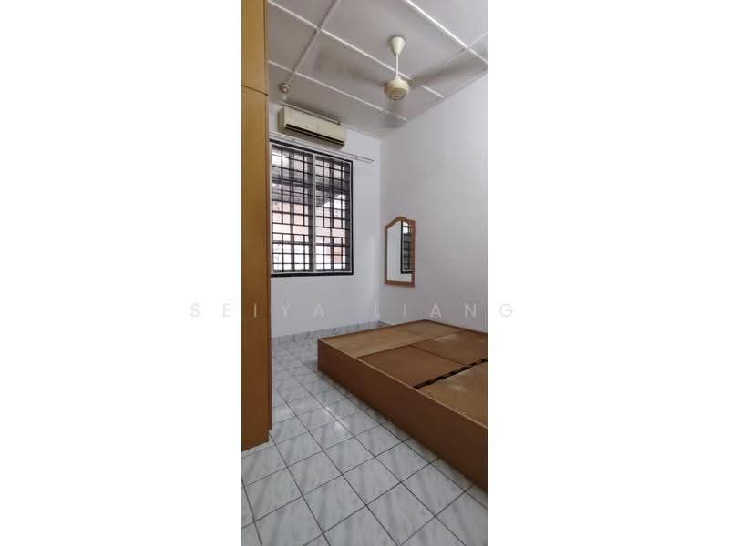1-storey Terraced House for Sale in Taman Rinting (Masai) - Seiya Liang - PropertyGuru.com.my