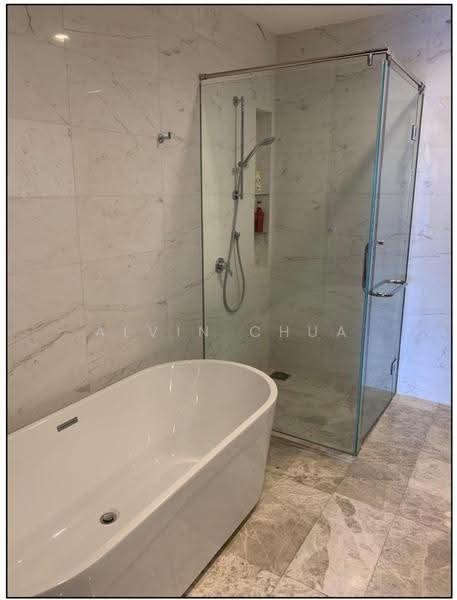 Service Residence for Sale at The Face Suites (Platinum Suites) - Alvin Chua - Bathroom - PropertyGuru.com.my