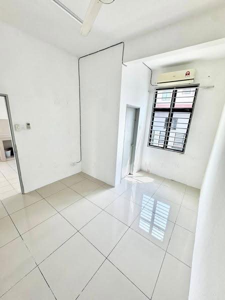 2-storey Terraced House for Sale in Taman Saujana KLIA (Sepang) - Asyraf Aman - Interior - PropertyGuru.com.my
