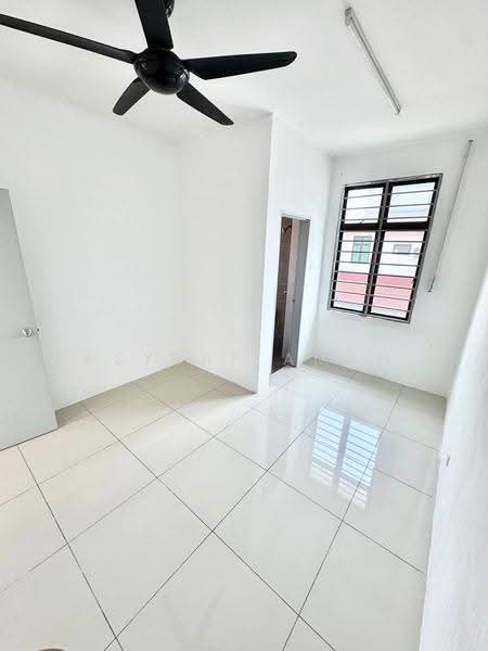 2-storey Terraced House for Sale in Taman Saujana KLIA (Sepang) - Asyraf Aman - Interior - PropertyGuru.com.my