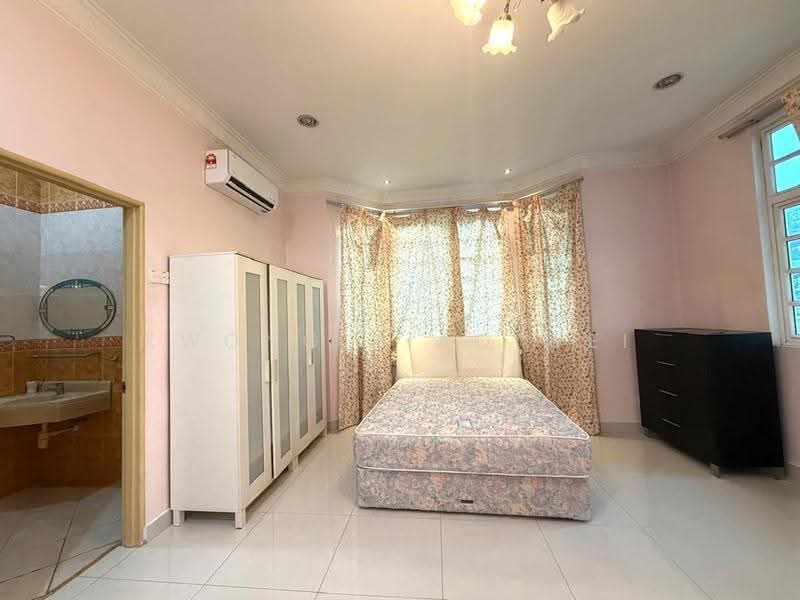 Bungalow House for Sale in Kota Damansara (Selangor) - Kwong Xiao Wei - Bedroom - PropertyGuru.com.my