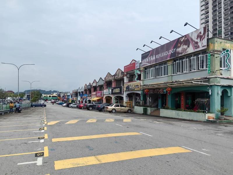 Office for Rent in Pusat Perdagangan Seri Kembangan (Seri Kembangan) - Sky Chan - PropertyGuru.com.my