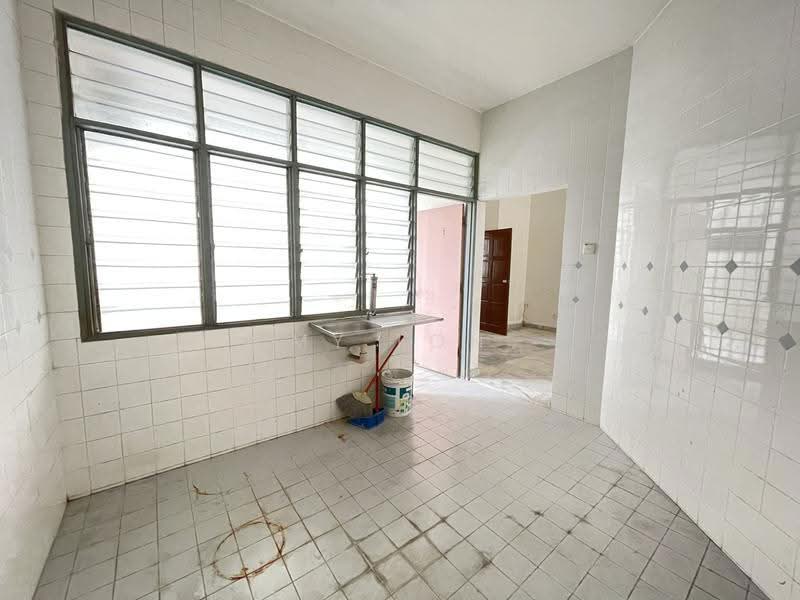 Condominium for Sale at Casa Mila - MY Loh - Kitchen - PropertyGuru.com.my