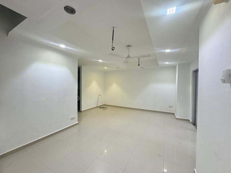 Rumah Teres 2-Tingkat untuk Dijual di Sungai Buloh (Selangor) - Mohd Nor Fahmi - Living Room - PropertyGuru.com.my