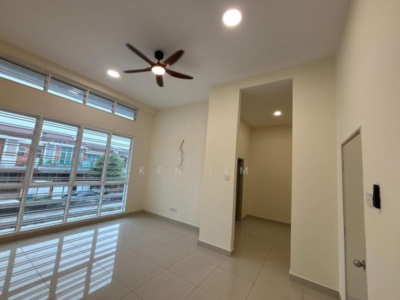 2.5-storey Terraced House for Rent in Goodview Heights (Kajang) - Ken Lim - Living Room - PropertyGuru.com.my
