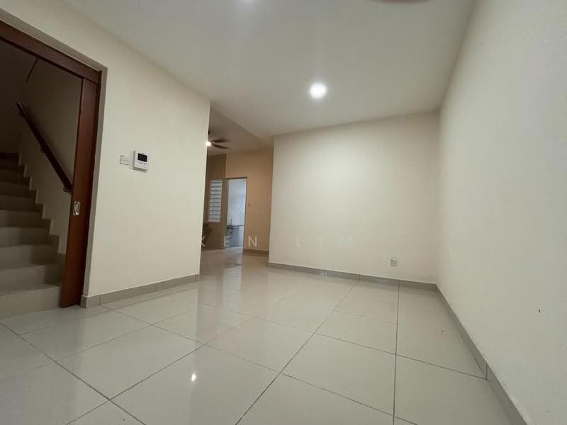 2.5-storey Terraced House for Rent in Goodview Heights (Kajang) - Ken Lim - Living Room - PropertyGuru.com.my