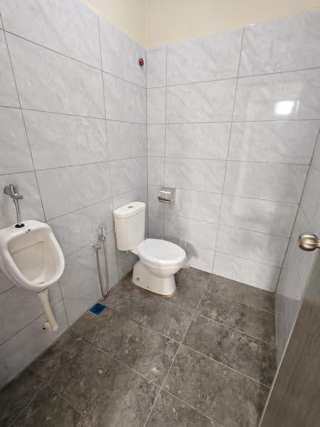 Factory for Rent in Taman Ria Jaya (Sungai Petani) - Wong Chun Yian - Bathroom - PropertyGuru.com.my