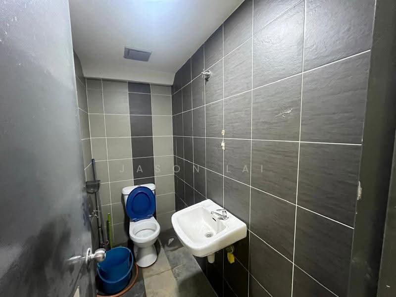 Shop / Office for Rent in Sentul (Kuala Lumpur) - Jason Lai - Bathroom - PropertyGuru.com.my