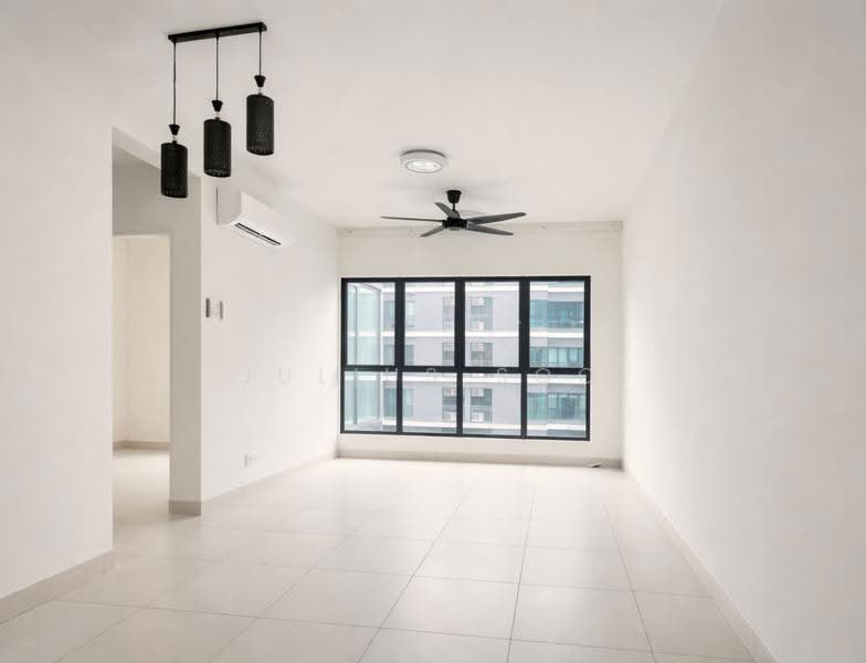 Kediaman Servis untuk Disewa di Majestic Maxim - Julius Soo - Living Room - PropertyGuru.com.my