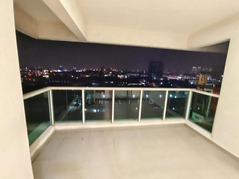 Kondominium untuk Disewa di The Regina - Ben Ling - Balcony - PropertyGuru.com.my