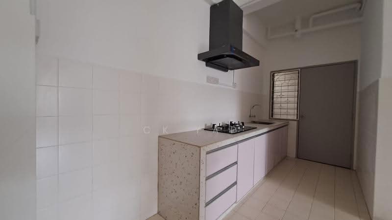 Apartment for Rent at Astana Square - CK Yap - Kitchen - PropertyGuru.com.my