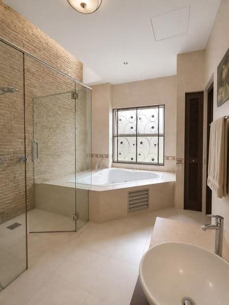 Semi-Detached House for Sale in Damansara Legenda (Petaling Jaya) - Jamie Huynh - Bathroom - PropertyGuru.com.my