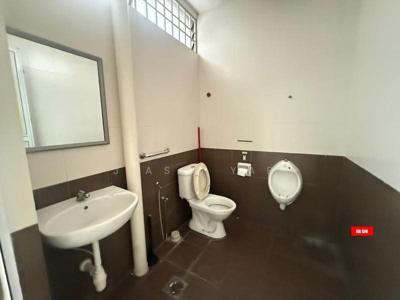 Shop for Rent in Bayan Lepas (Penang) - Jiasin Yap - Bathroom - PropertyGuru.com.my