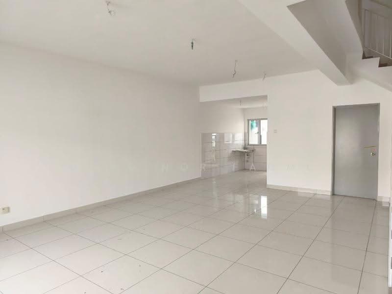 2-storey Terraced House for Sale in Gombak (Selangor) - Mohd Nor Fahmi - Living Room - PropertyGuru.com.my