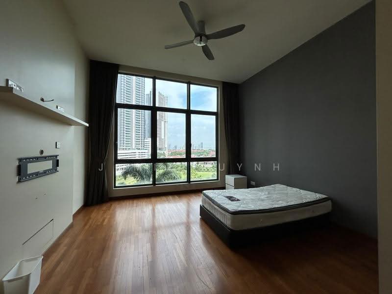 Condominium for Sale at Tropicana Grande - Jamie Huynh - Bedroom - PropertyGuru.com.my