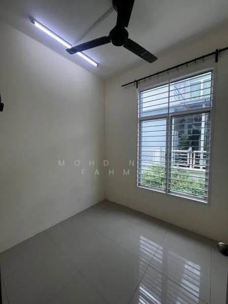 Semi-Detached House for Sale in Bandar Saujana Putra (Tanjong Duabelas) - Mohd Nor Fahmi - Interior - PropertyGuru.com.my