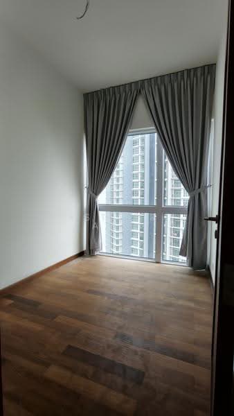 Kondominium untuk Dijual di Paradiso Nuova (Merak Kayangan) - Esther Ang - View - PropertyGuru.com.my