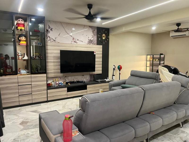 2-storey Terraced House for Rent in Petaling Jaya (Selangor) - Aka Lim - Living Room - PropertyGuru.com.my