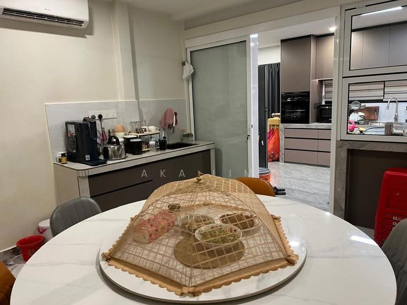2-storey Terraced House for Rent in Petaling Jaya (Selangor) - Aka Lim - Kitchen - PropertyGuru.com.my