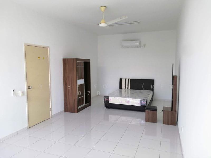 2-storey Terraced House for Sale in Setia Tropika (Johor Bahru) - Ashley Yong (REN 07812) - Bedroom - PropertyGuru.com.my