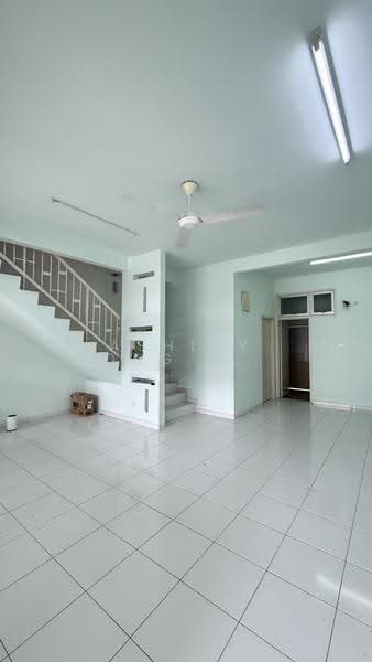 2-storey Terraced House for Sale in Setia Tropika (Johor Bahru) - Ashley Yong (REN 07812) - Living Room - PropertyGuru.com.my