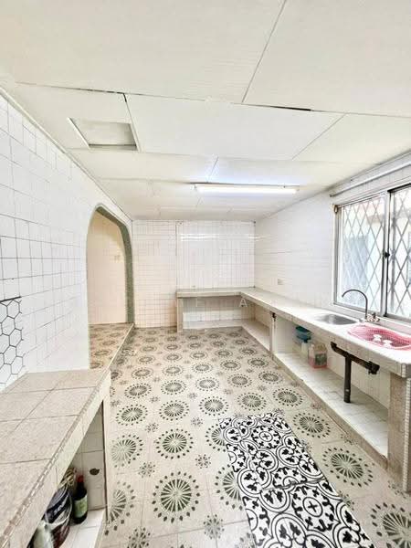 2-storey Terraced House for Sale in Taman Cempaka (Ampang) - Asyraf Aman - Kitchen - PropertyGuru.com.my
