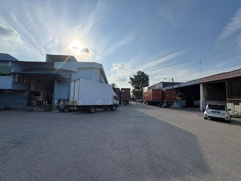 Factory for Sale in Taman Ungku Tun Aminah (Skudai) - Sheng Cheng Tiew - Exterior - PropertyGuru.com.my